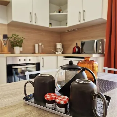 Votre Cocon Avec Baignoire Et Wifi A 15 Min A Pied Du Centre D'amiens * Amiens